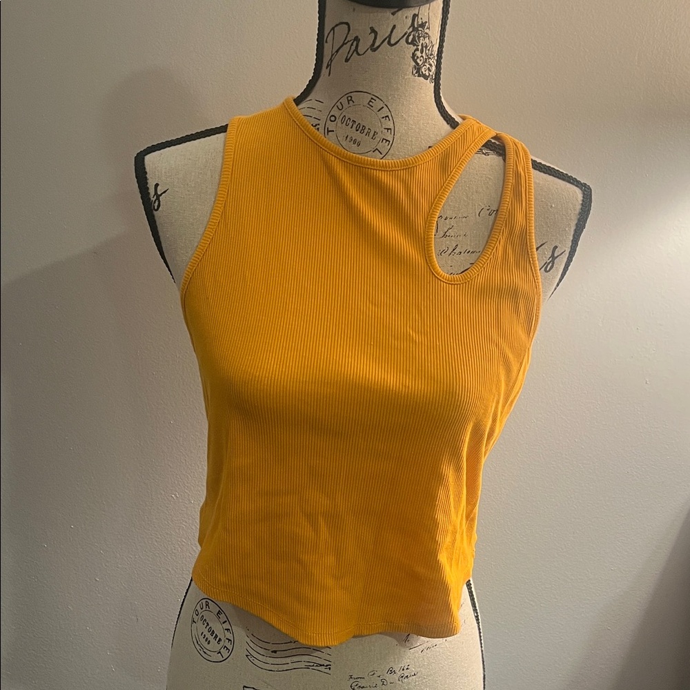 Wild Fable Mustard Ribbed Tank Top side key hole accent in Large